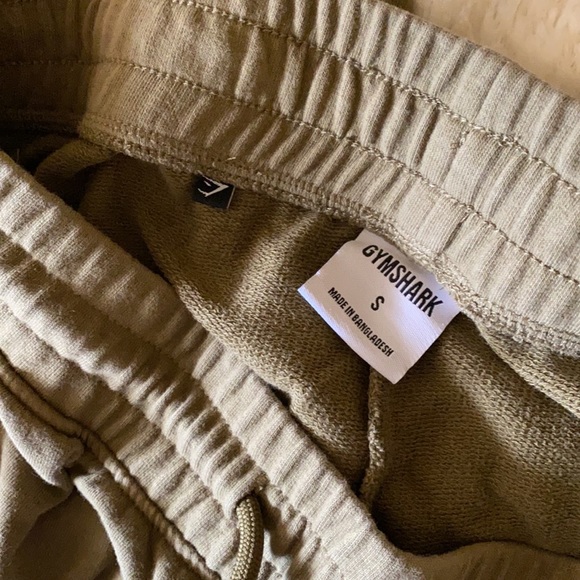 GymShark Men’s Joggers - Picture 4 of 5